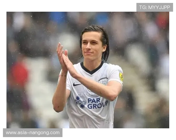 卡雷拉斯连过数人破僵局，皇马个人能力弥补战术效率不足